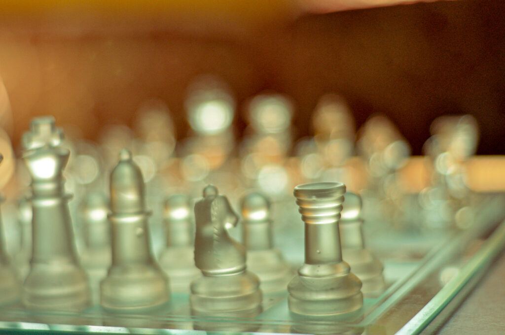 <span style='font-size:28px;'>Editorial #5</span><br> Estrategia y Estrategias