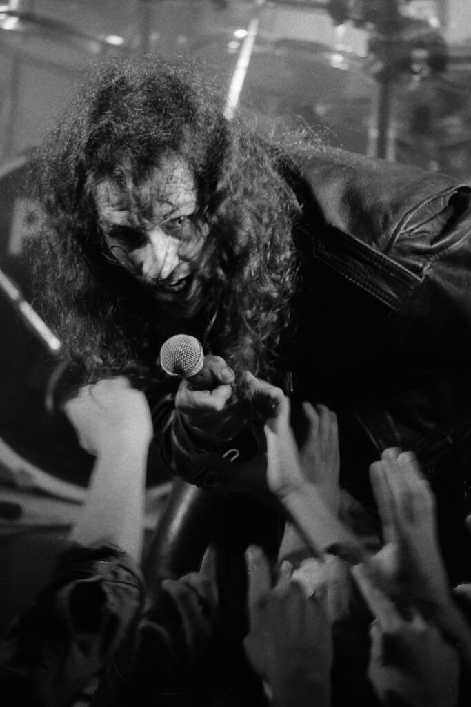 <span style='font-size:28px;'>Fabián Resakka</span><br> “Soy fotógrafo por mi mala memoria”