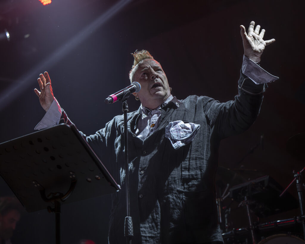 Una construcción artística: Public Image Ltd. en Buenos Aires